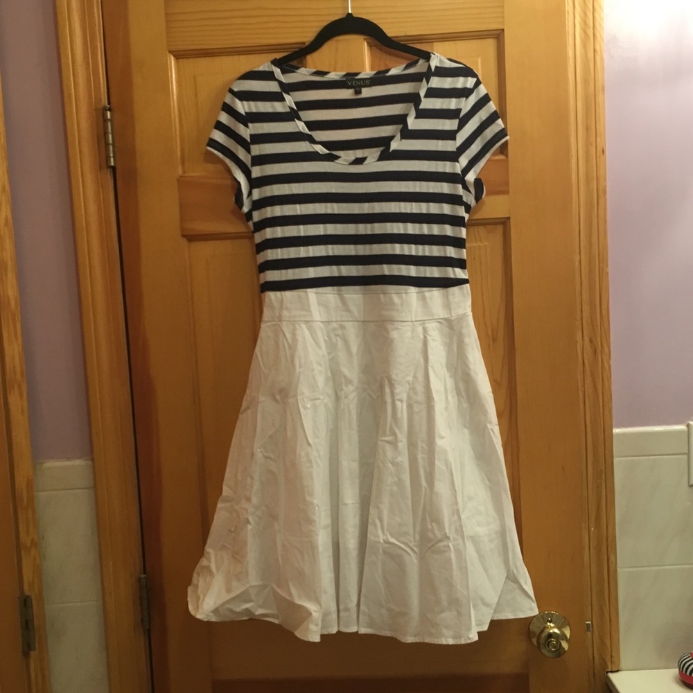 Stripped short sleeve dress